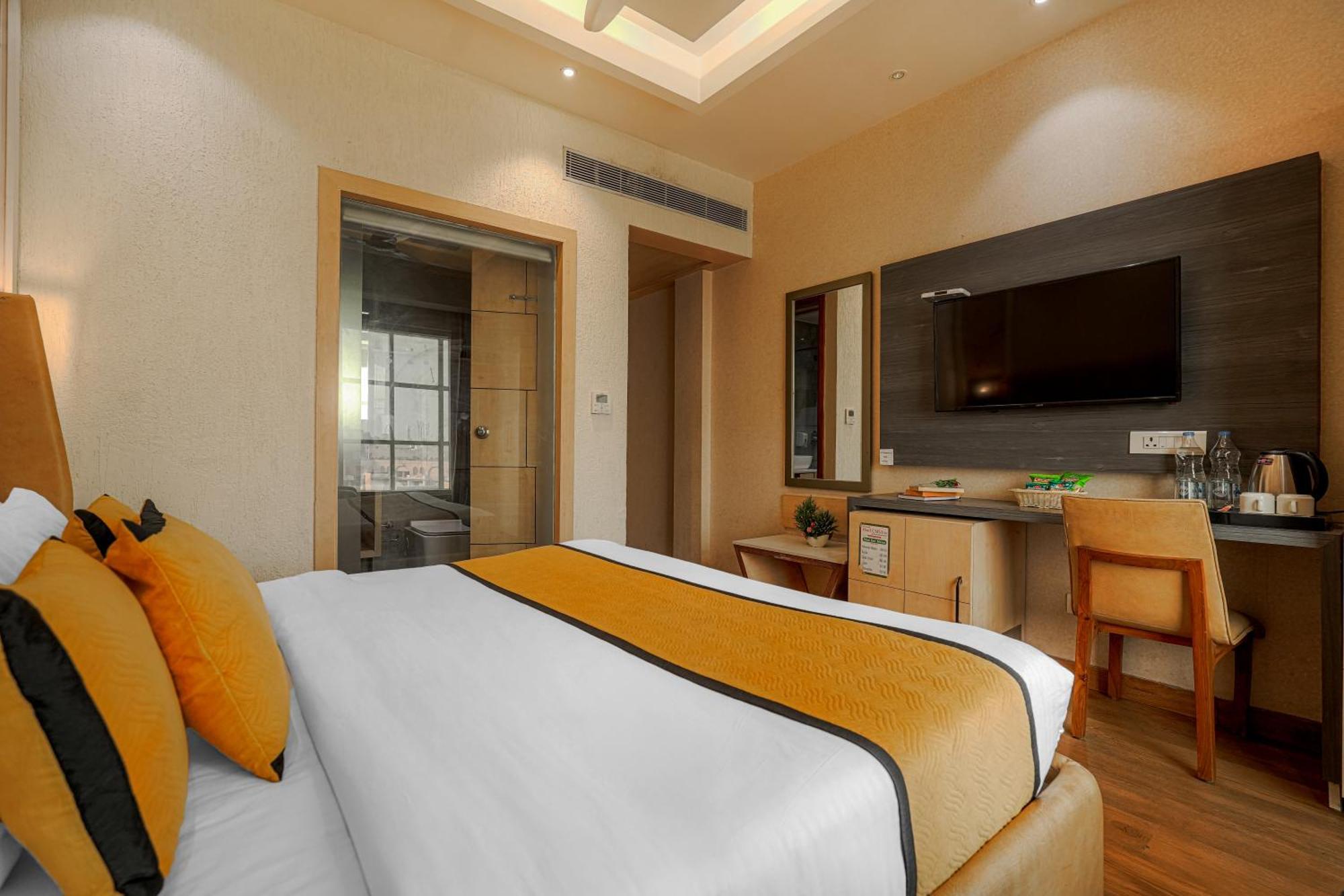 Csjs Inn Hotel Amritsar Luaran gambar